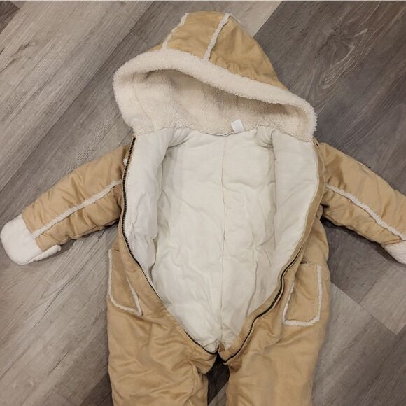 First Impression Baby Winter Warm & comfy Puffer Snow Suit - Picture 5 of 5